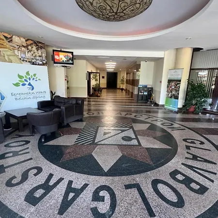 Flora 411 Apartman Borovec