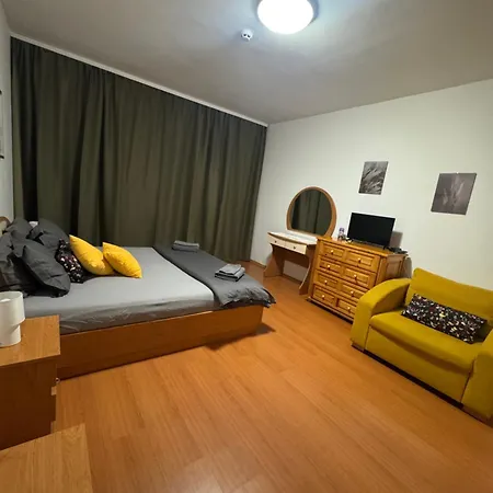 Flora 411 Apartman *